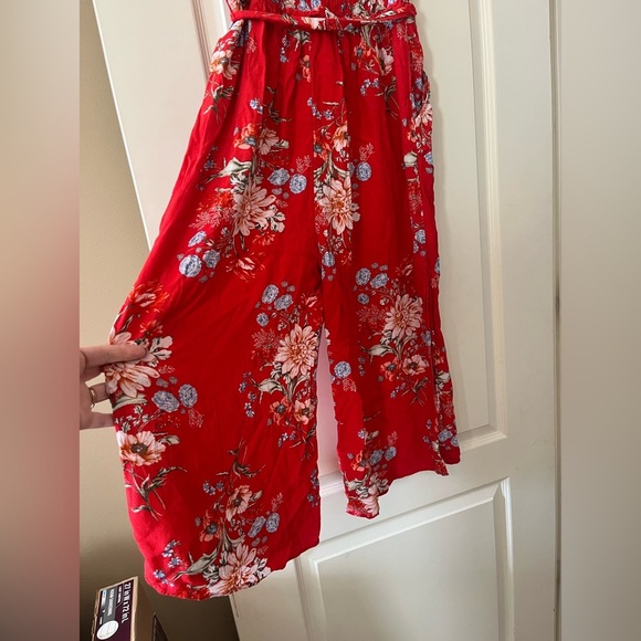 American Eagle Outfitters Red Floral Jumpsuit - Picture 5 of 14